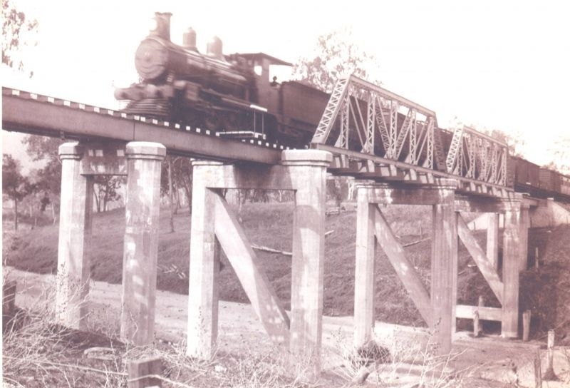 Steam train on Harlin bridge